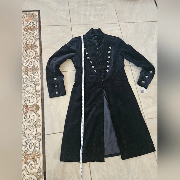 Newport News Elegant Black Military-Style Women's Coat - Picture 9 of 14